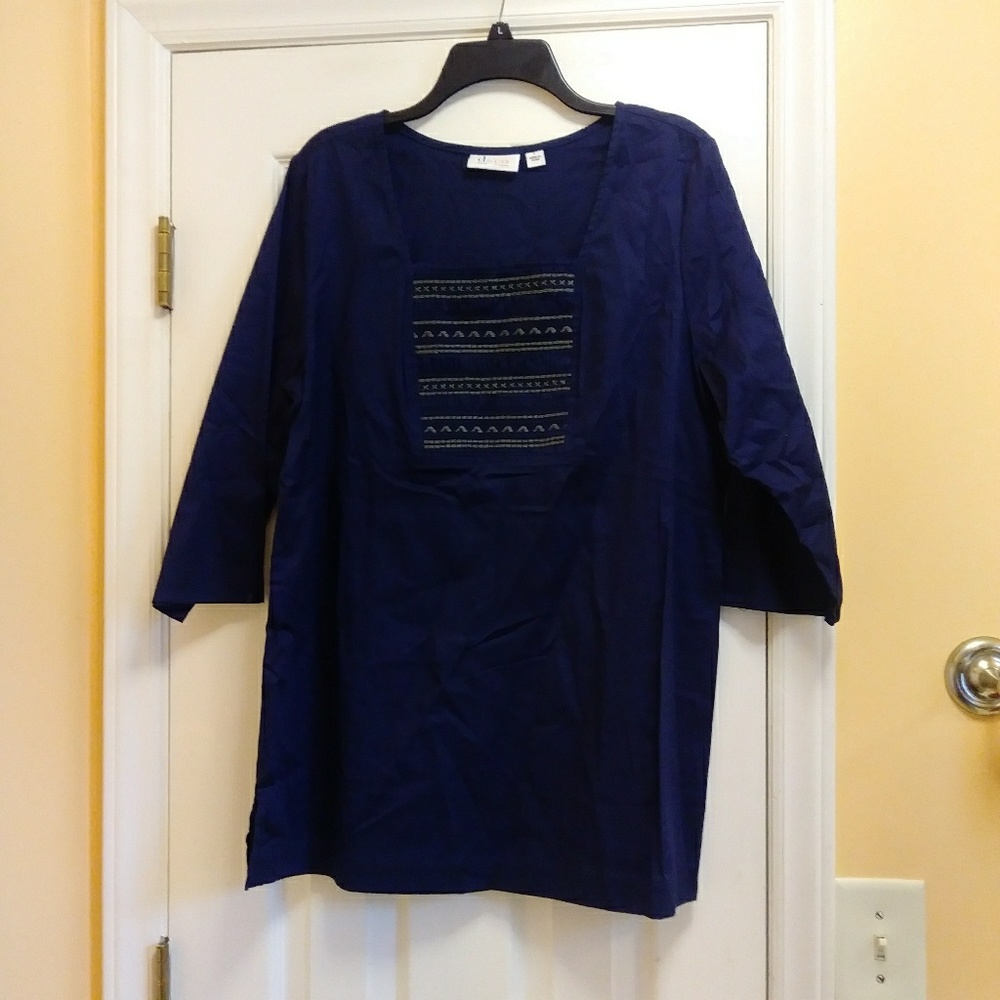 D & Co Women's Blouse Size Large Navy Blue